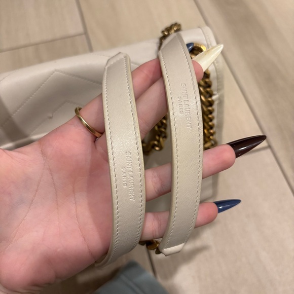 Saint Laurent Loulou Medium Chain Shoulder Bag – White Leather - Picture 5 of 12